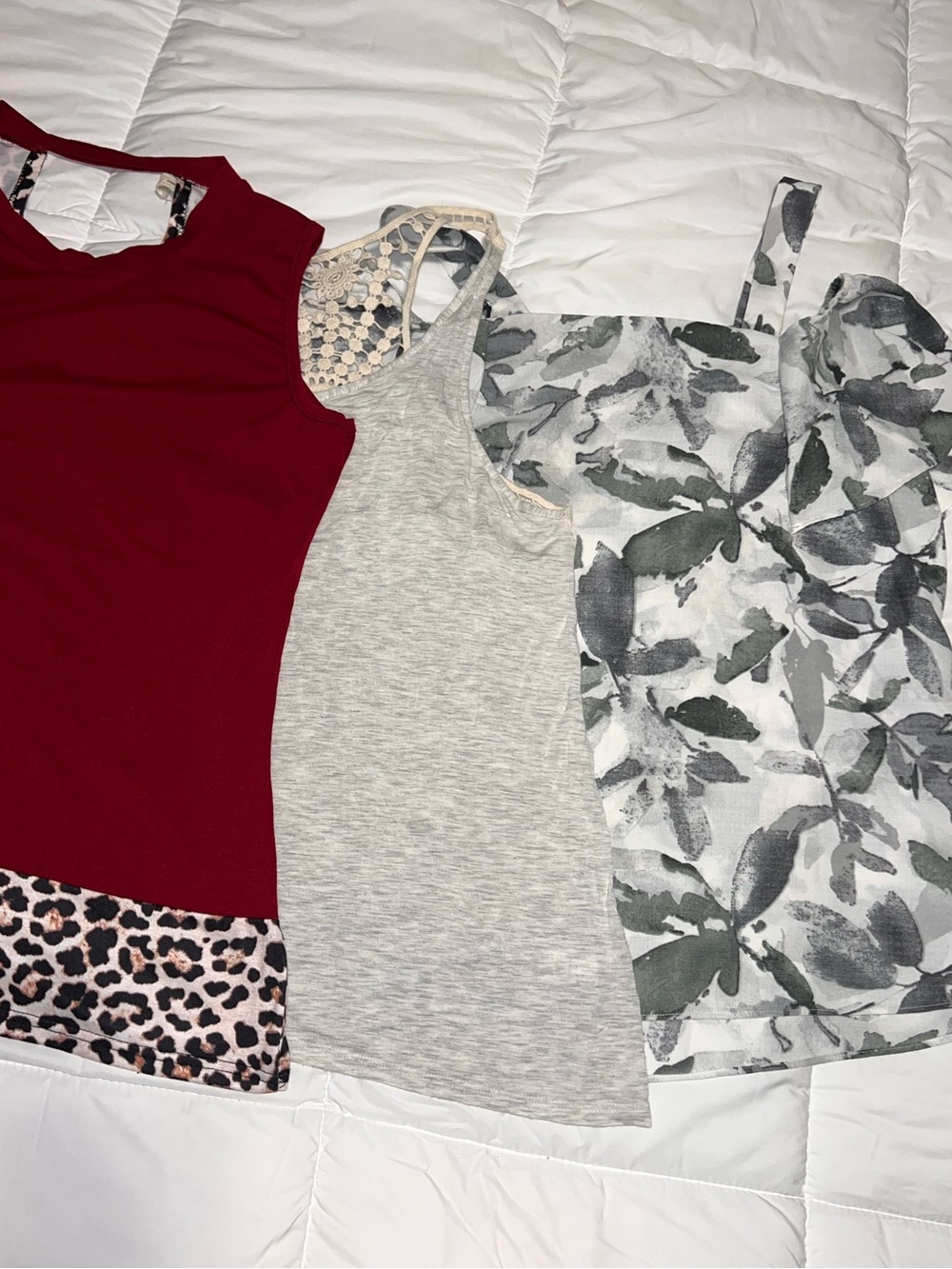 Women’s size L summer tops tanks ppla entro
